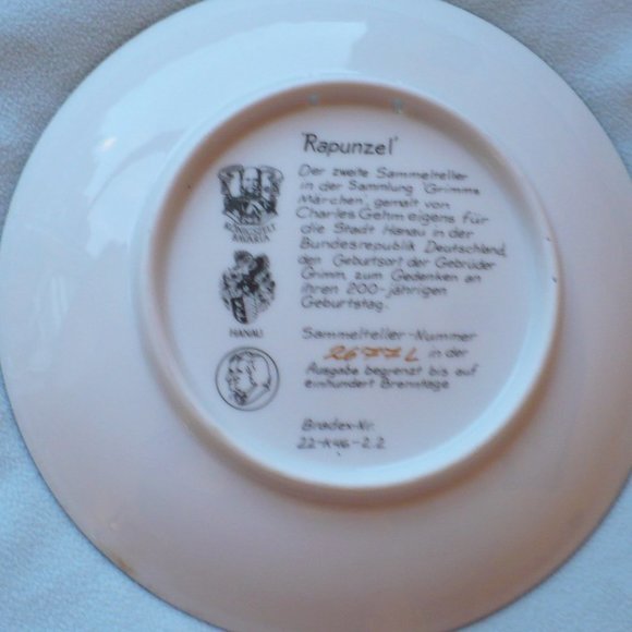 ❤️ Rapunzel Plate 1982 2677e Grimm's  Konigszelt Bavaria Box & Authenticity - Picture 5 of 12